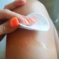 Hydrating body lotion for tanning by Hair Jazz