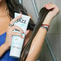 Hyaluronic repair conditioner for damaged hair by Hair Jazz